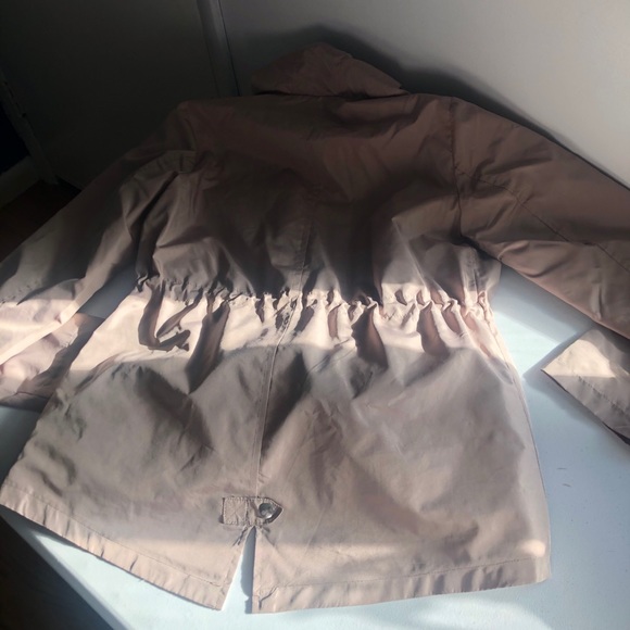 Beige jacket - Picture 3 of 3